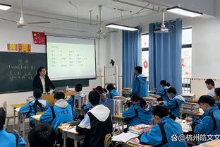 拉塞尔：还没看到我们上季季后赛成功的阵容 感觉每场阵容都很新